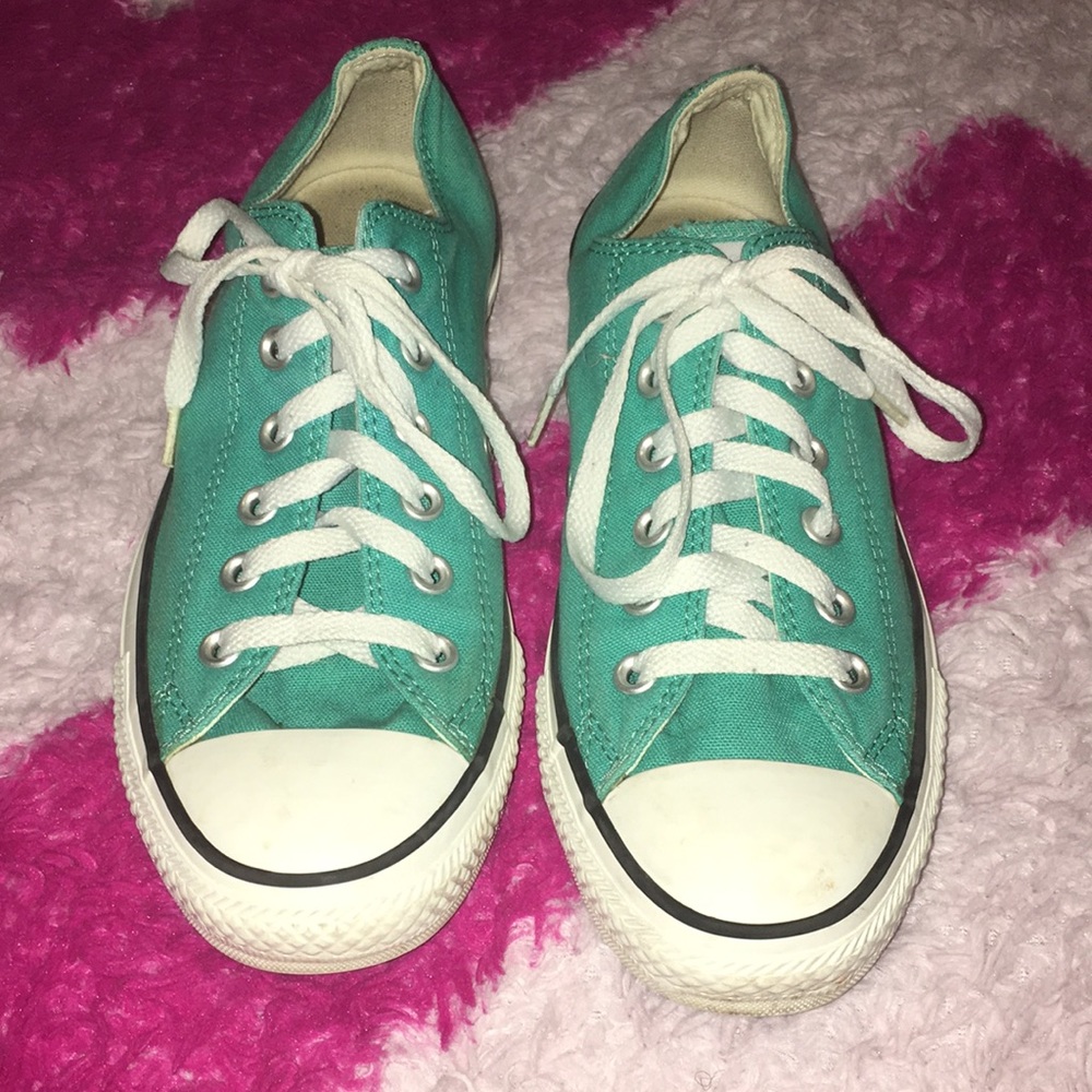 converse shoes